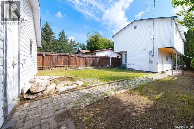 1017 J Avenue N — photo 29 of 32