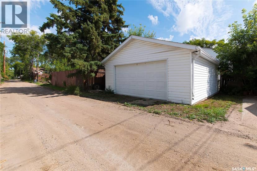 1017 J Avenue N — photo 31 of 32