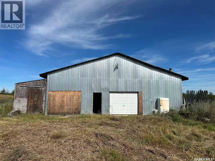 148 Acres Farm in RM Glenside — photo 3 of 37