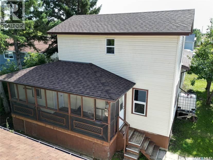 601 Butte AVENUE — photo 6 of 24