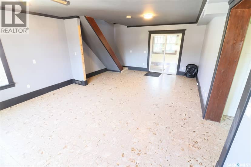 601 Butte AVENUE — photo 7 of 24
