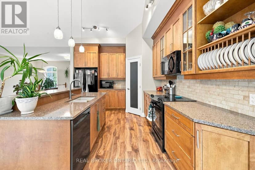 3475 Torwood Drive — photo 14 of 40