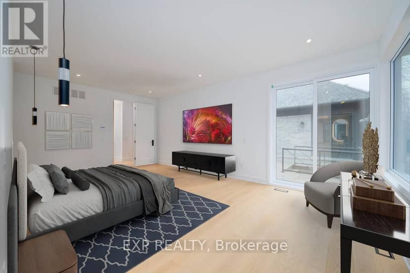 26 Clovelly Road W — photo 10 of 16