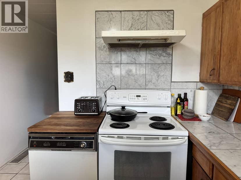 4020 1ST AVENUE, Smithers, photo 6
