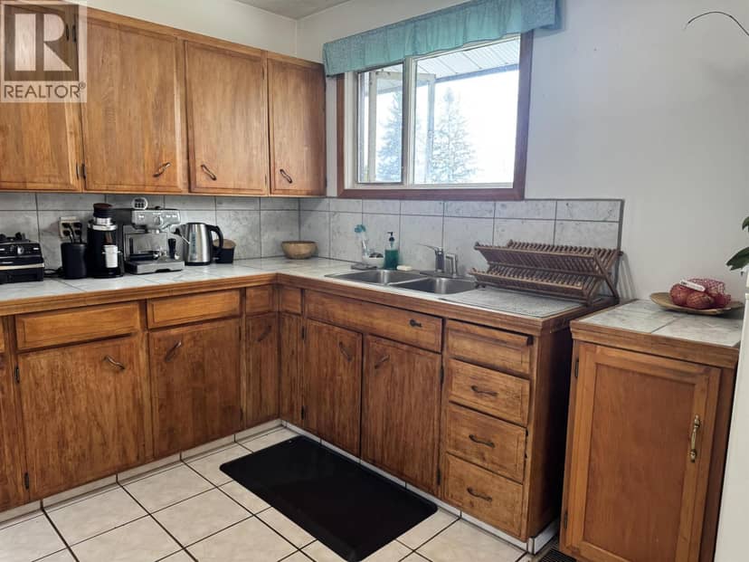 4020 1ST AVENUE, Smithers, photo 7