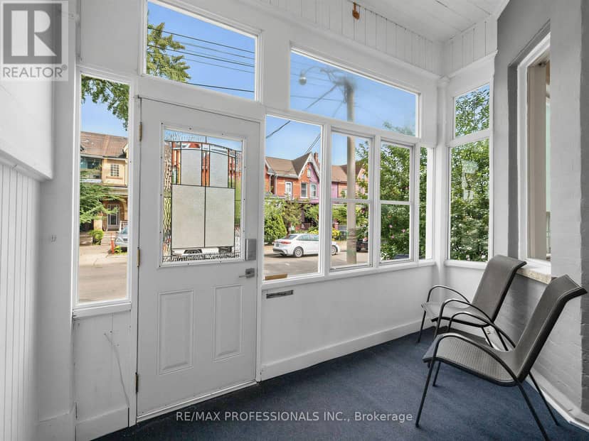 168 Markham Street — photo 3 of 40