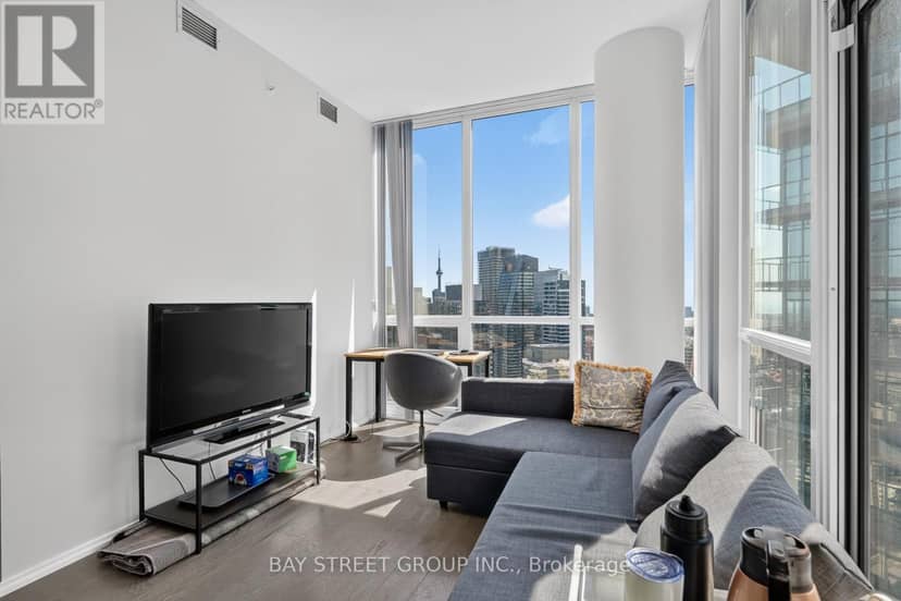 5102 - 45 Charles Street E — photo 15 of 40