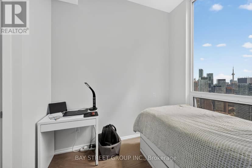 5102 - 45 Charles Street E — photo 21 of 40