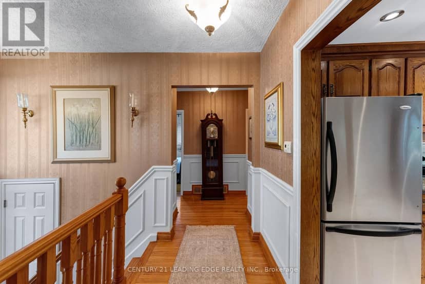 39 Wantanopa Crescent — photo 19 of 40