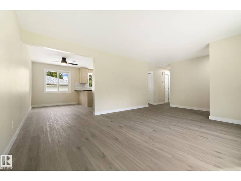 14715 62 ST NW — photo 10 of 40