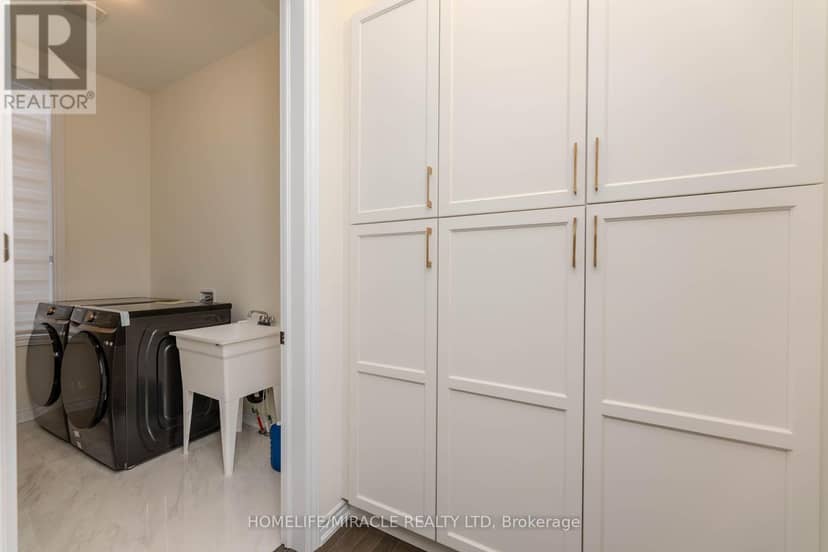 89 Halldorson Avenue — photo 20 of 40