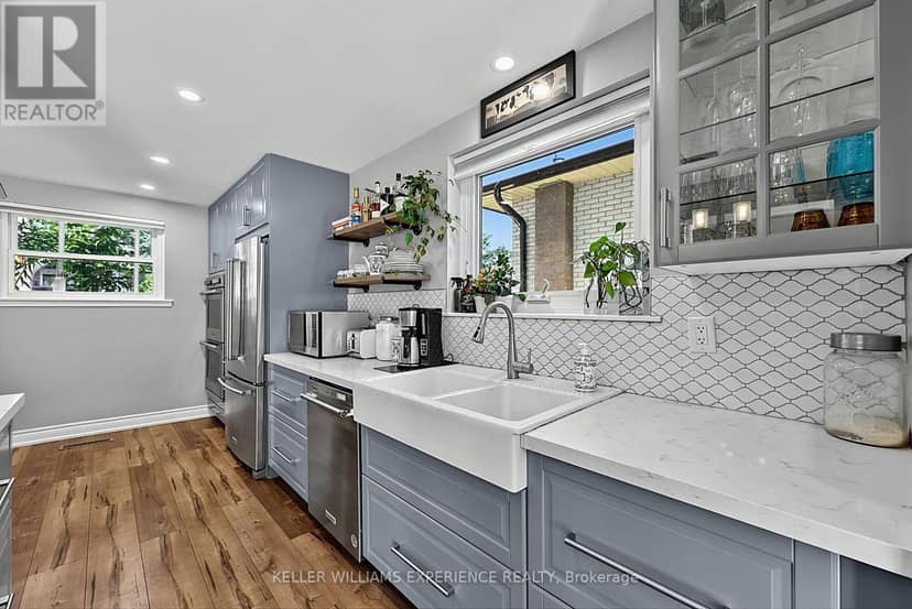 29 Collete Crescent — photo 5 of 25