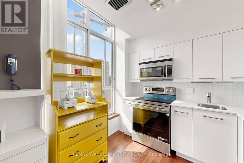 844 - 24 Southport Street — photo 6 of 17