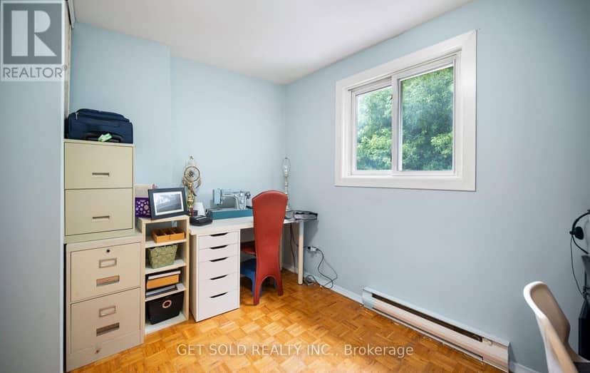 5 - 5 Kingham Road — photo 26 of 40
