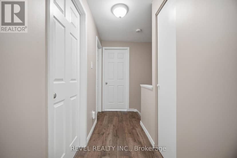 5 - 650 Childs Drive — photo 17 of 35