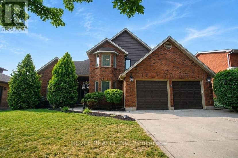 7 Cooper Court — photo 2 of 40