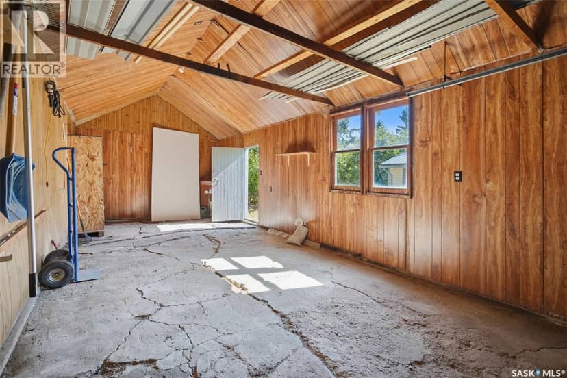 502 Bangor AVENUE — photo 25 of 40