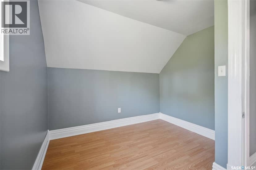 502 Bangor AVENUE — photo 17 of 40