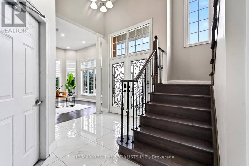 3463 Crimson King Circle — photo 12 of 40