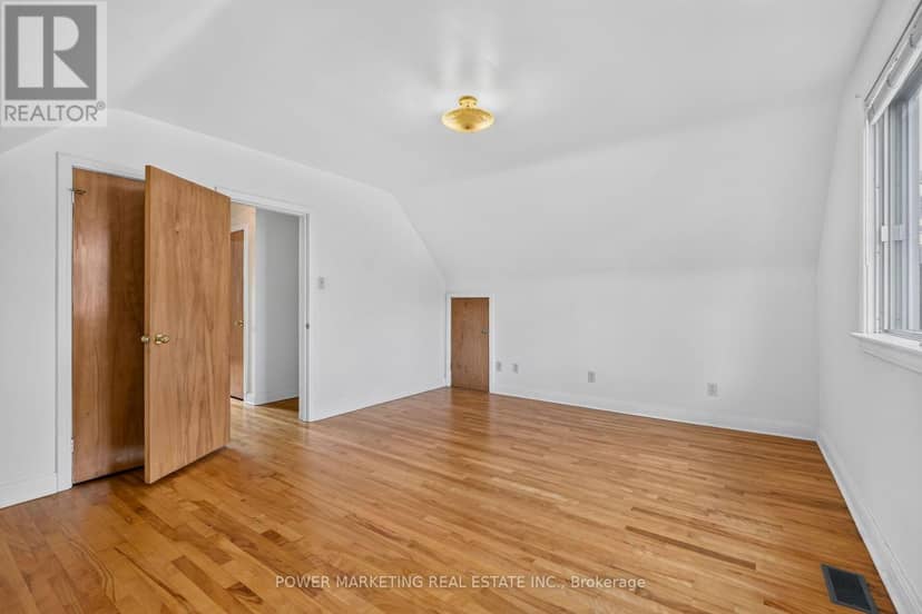 535 Dunbrack Street — photo 32 of 40