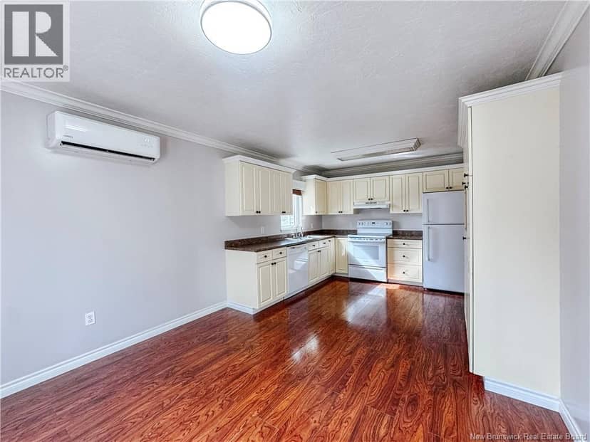35 Arthur Street — photo 8 of 40