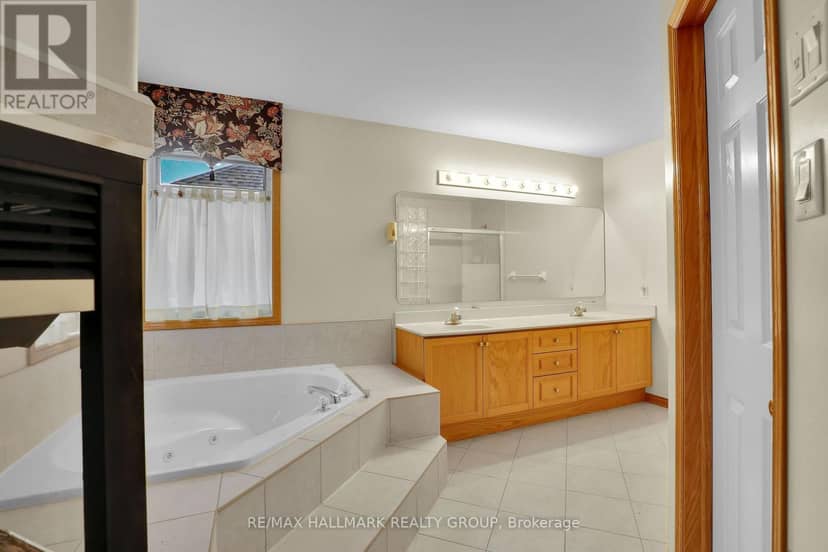 11 Riverstone Drive — photo 11 of 16