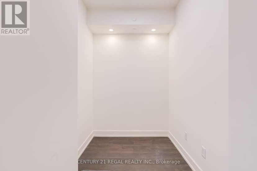 2204 - 15 Mercer Street — photo 12 of 40