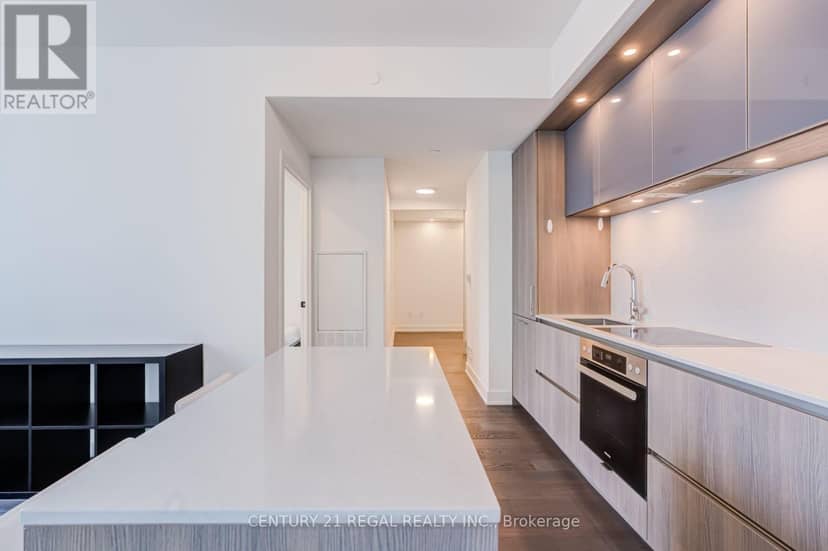 2204 - 15 Mercer Street — photo 29 of 40