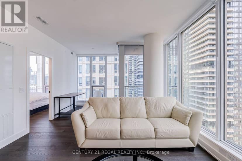2204 - 15 Mercer Street — photo 36 of 40