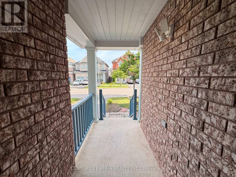 101 Elliottglen Drive, Ajax, photo 2