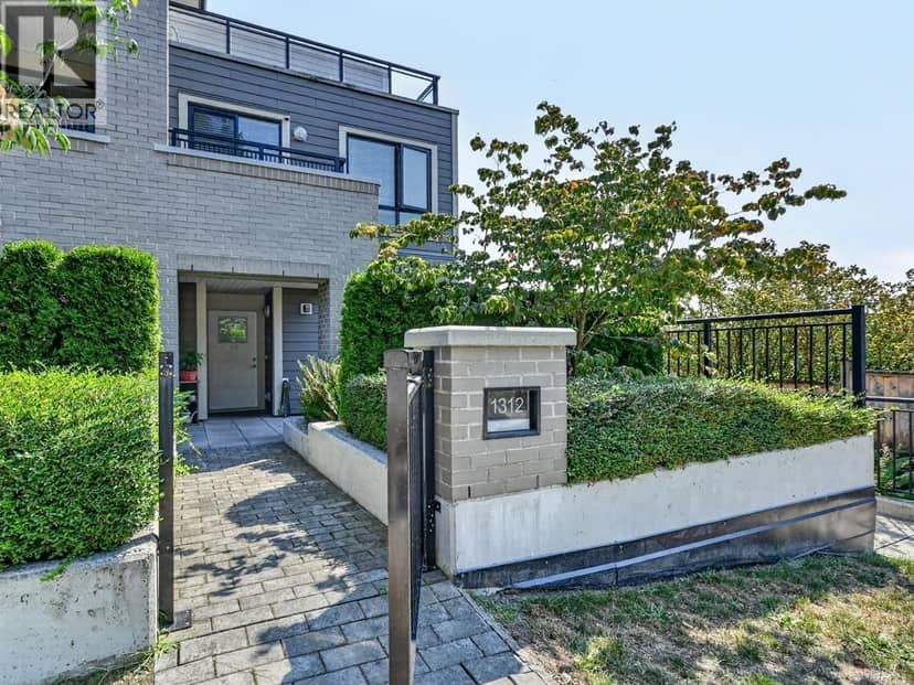 1312 FIFTH AVENUE, New Westminster
