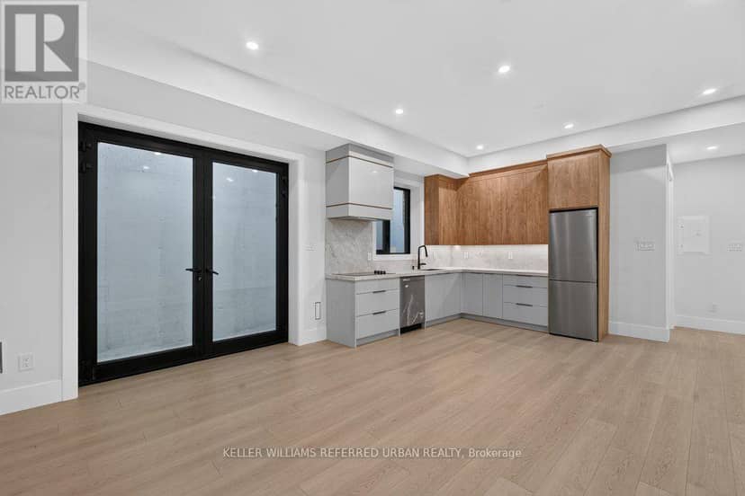 11 Knowles Crescent — photo 28 of 39