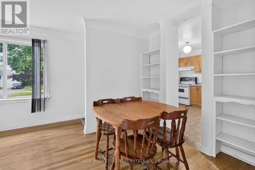 535 Dunbrack Street — photo 15 of 40