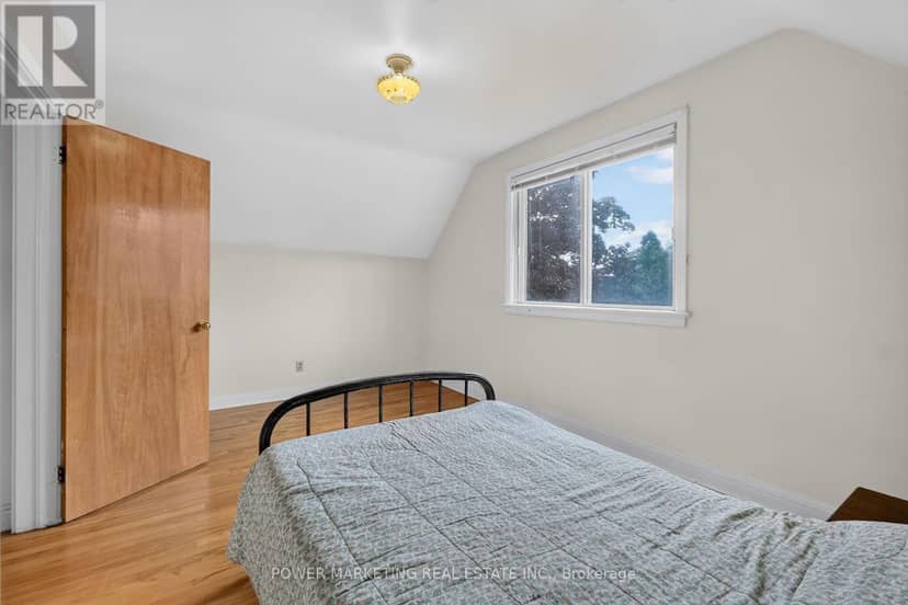535 Dunbrack Street — photo 38 of 40