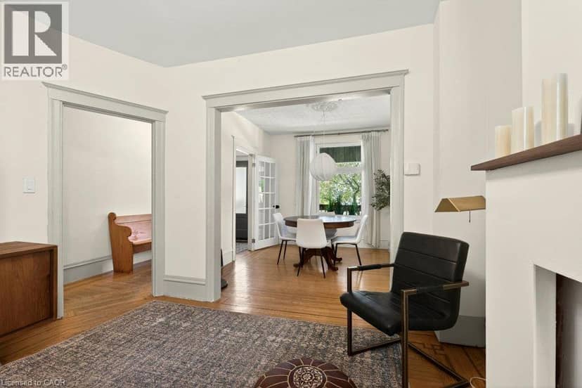 148 DUNDURN Street N — photo 10 of 40