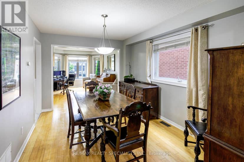 6343 Alderwood Trail — photo 9 of 40