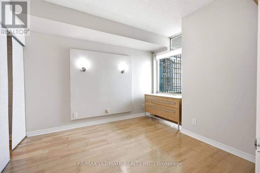 1113 - 5 Marine Parade Drive — photo 24 of 33