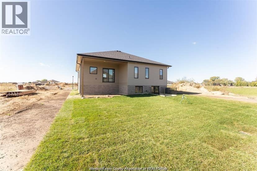 51 Fenceline Drive — photo 7 of 40