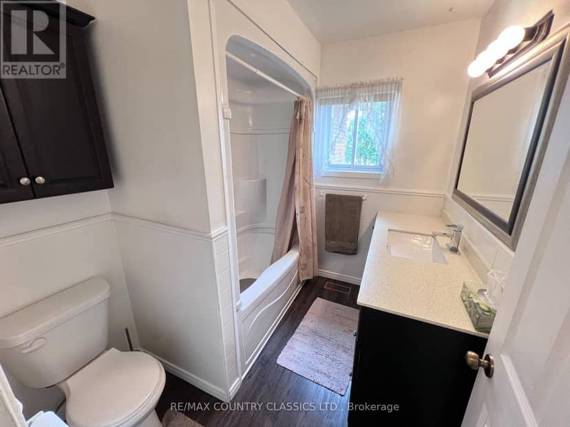 29 Brown Lane — photo 35 of 40