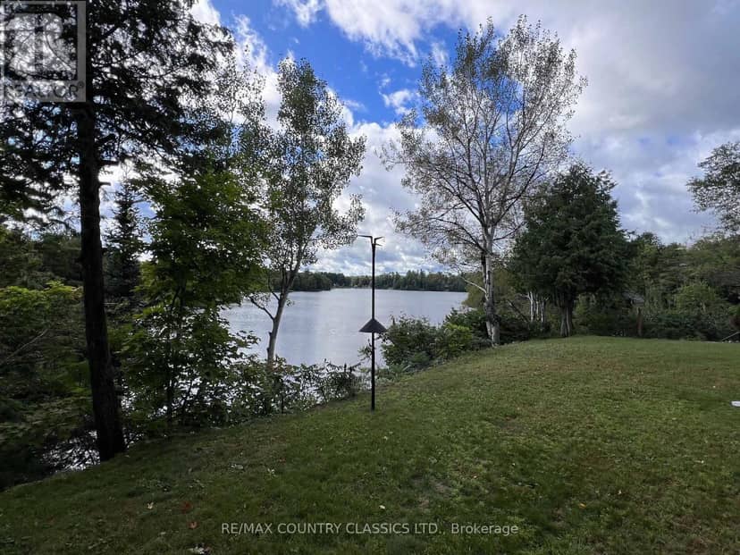 29 Brown Lane — photo 39 of 40