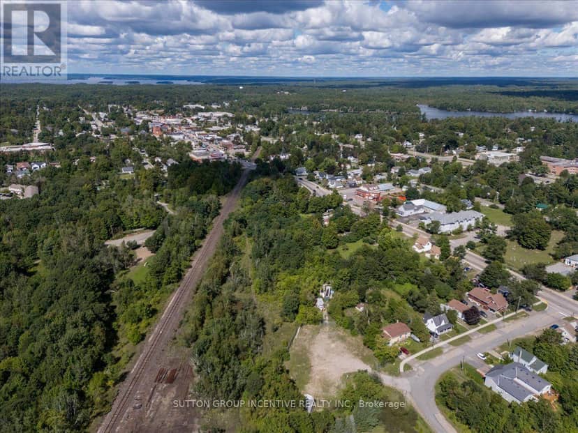 200 Nelson Street — photo 4 of 13