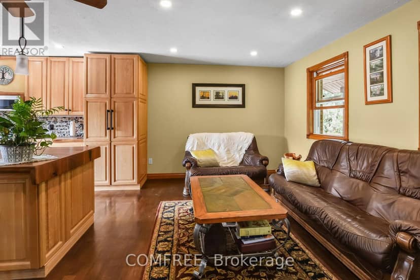 9104 Mc Dowell Line — photo 14 of 40
