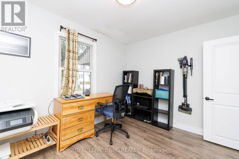 68 Carlton Street — photo 8 of 29