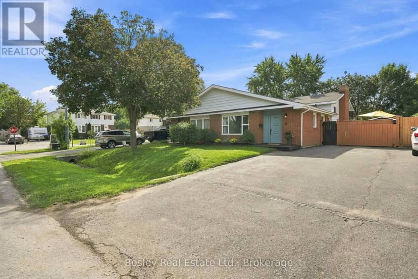 4 Griffin Road — photo 2 of 39