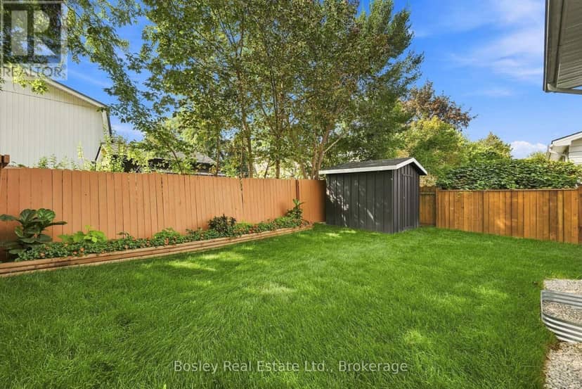 4 Griffin Road — photo 37 of 39