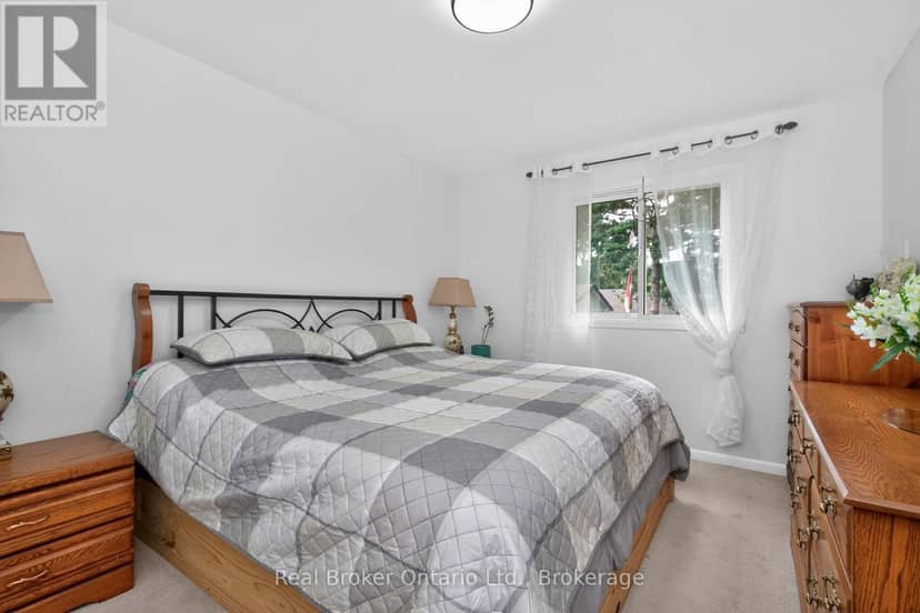647 Manly Street — photo 14 of 34