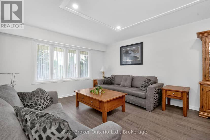 647 Manly Street — photo 7 of 34