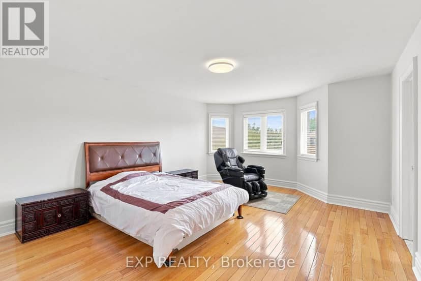 33 Valleyford Avenue — photo 16 of 40
