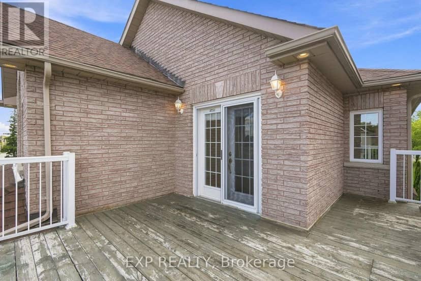 33 Valleyford Avenue — photo 28 of 40
