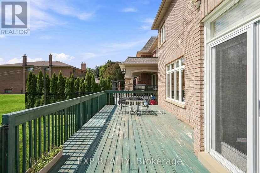 33 Valleyford Avenue — photo 40 of 40